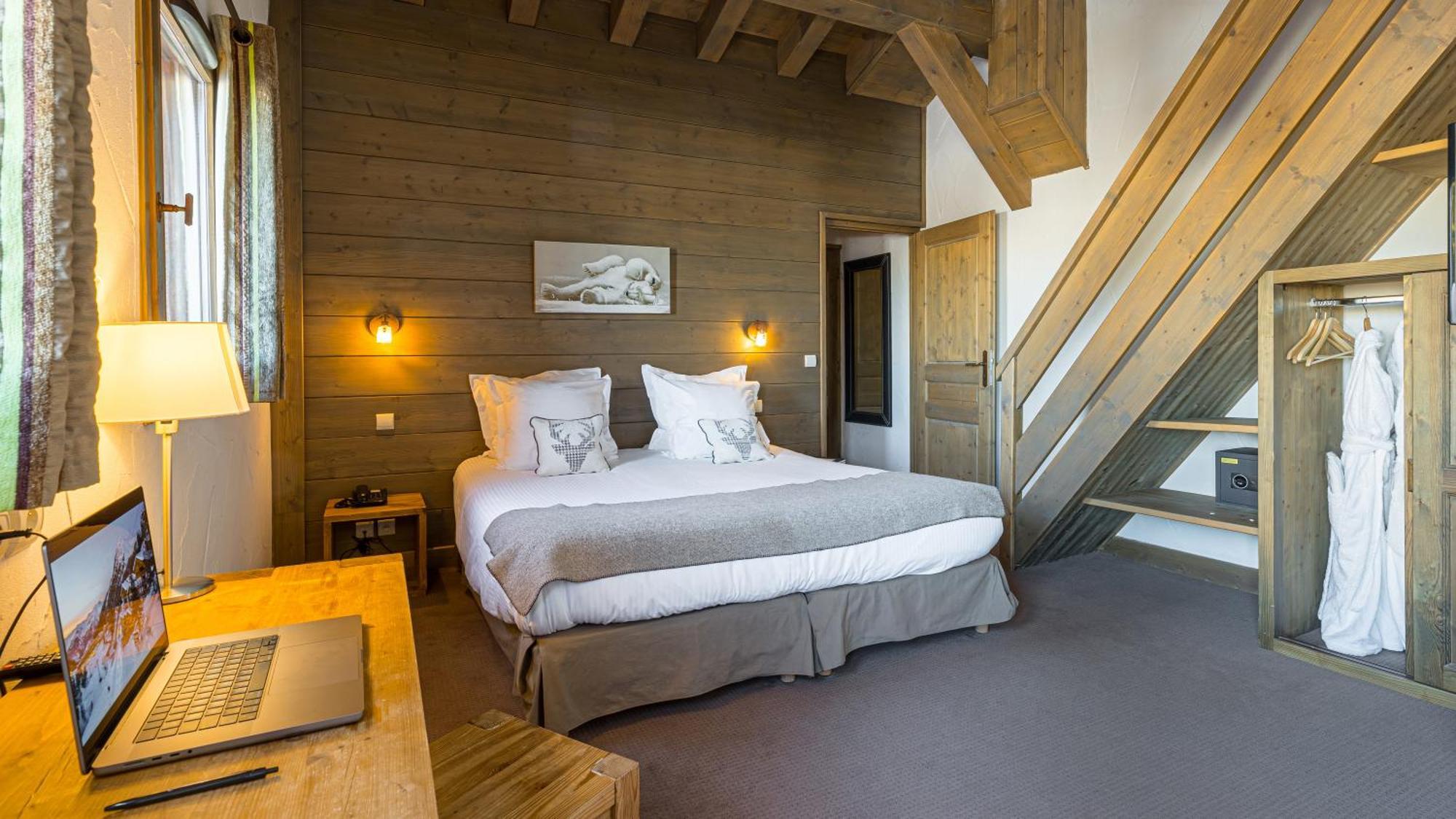 Hotel Carlina By Les Etincelles ลาปลาญ ภายนอก รูปภาพ
